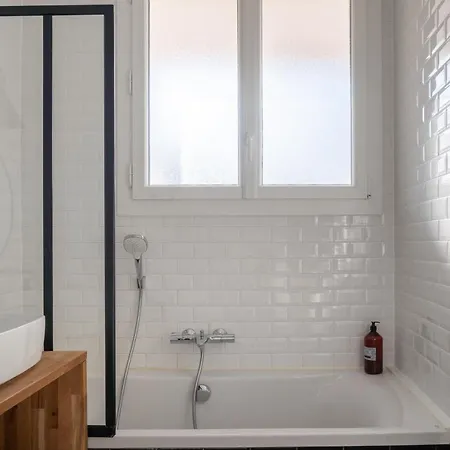 Le Manege - Spacieux T2 Avec Terrasse Au Coeur De Apartamento *